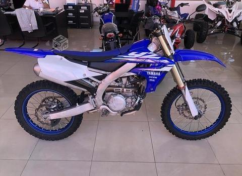 Yamaha YZ450F 2018 (11hrs de uso)