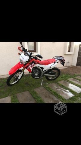 Moto CRF 250