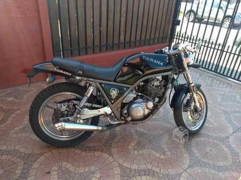 Moto Yamaha srx 400 cc