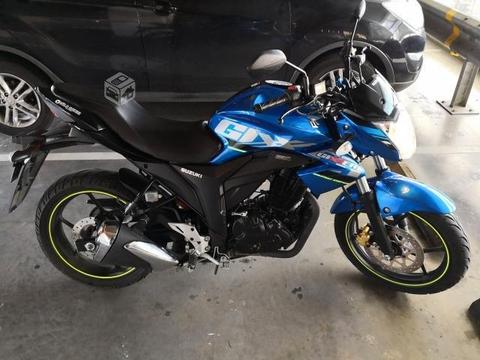 Suzuki gixxer 150 azul