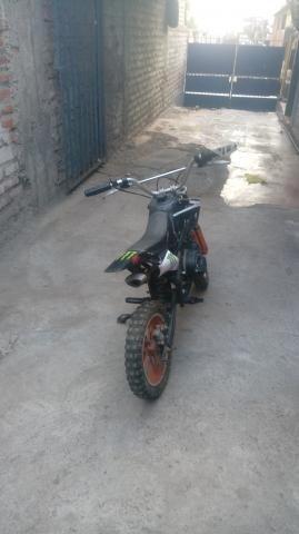 Pit bike