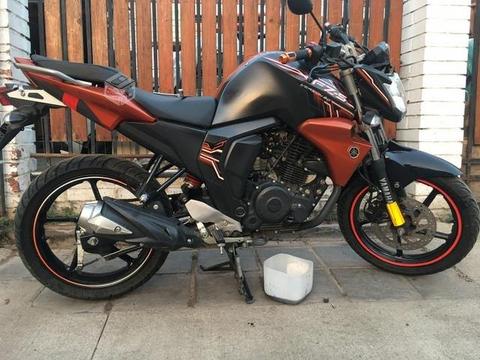 Moto yamaha fz