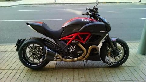 Ducati Diavel Carbon 2014 unico dueño