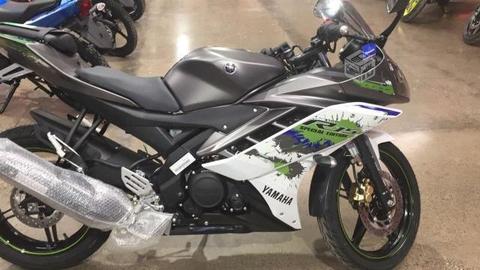 Yamaha 2018 R15 poco uso