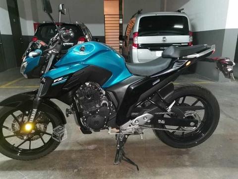 Motocicleta yamaha fz-25, año 2019