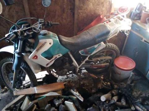 Moto honda XL 250