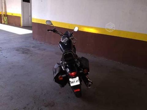 Moto casi nueva