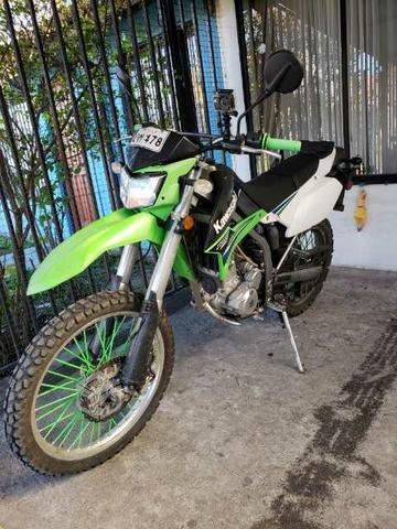 Kawasaki klx250s 2000 kilómetros