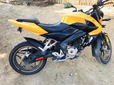 Pulsar ns 200