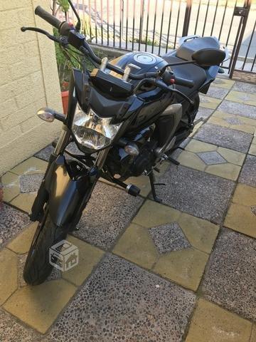 Moto Yamaha FZ150