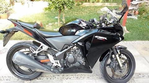 Honda cbr 250