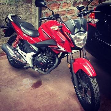 Honda new storm full 125cc