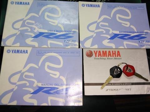 Moto Yamaha YZF R6