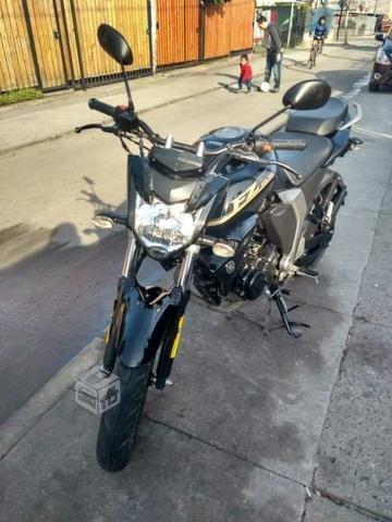 Moto Yamaha fz 2.0