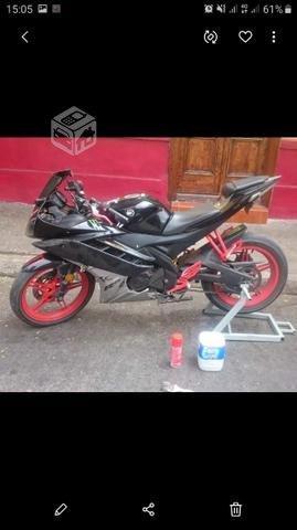 Moto yamaha r15 2014