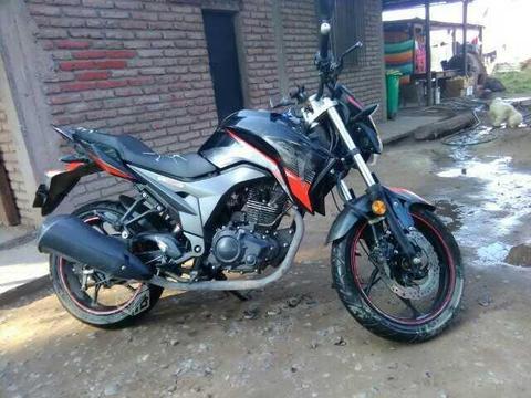 Moto loncin cr5