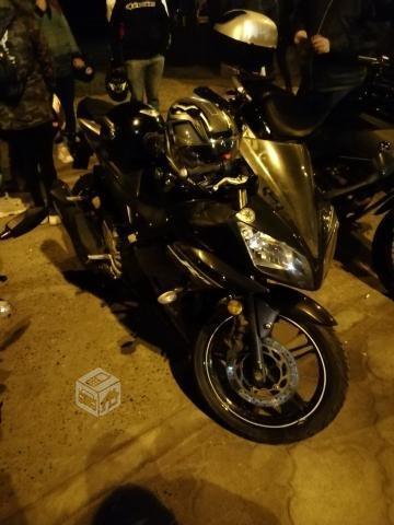 Permuto yamaha r15