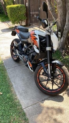 KTM Duke 200