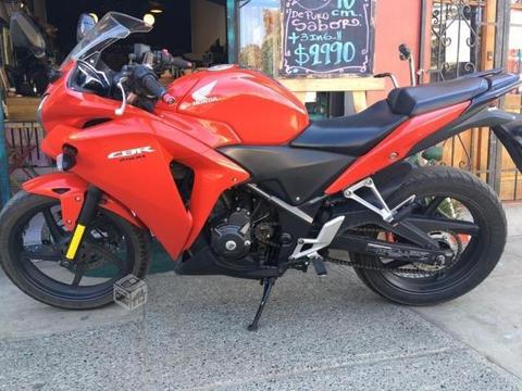 Honda cbr250