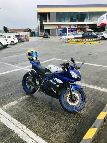 Yamaha r15