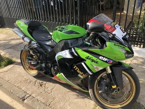 Moto Kawasaki ZX10r 2008