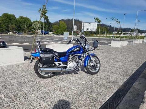 Suzuki GZ 150