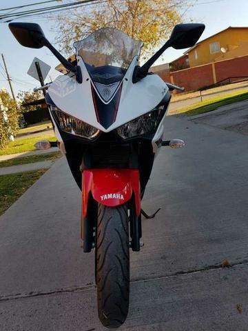 Yamaha R3 2017