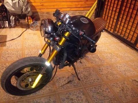Moto cafe racer 200cc modificada negociable