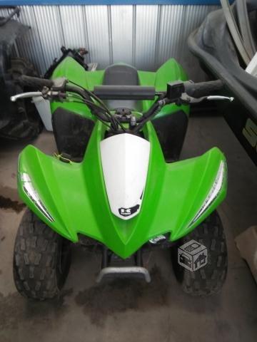 moto de tierra Kawasaki