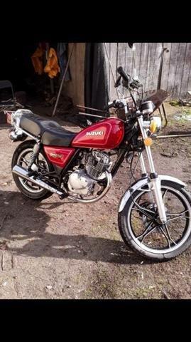 Moto suzuki 125